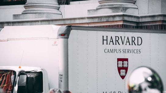 Harvard Tops List as Most Selective College in the U.S., Says New Report (featured )